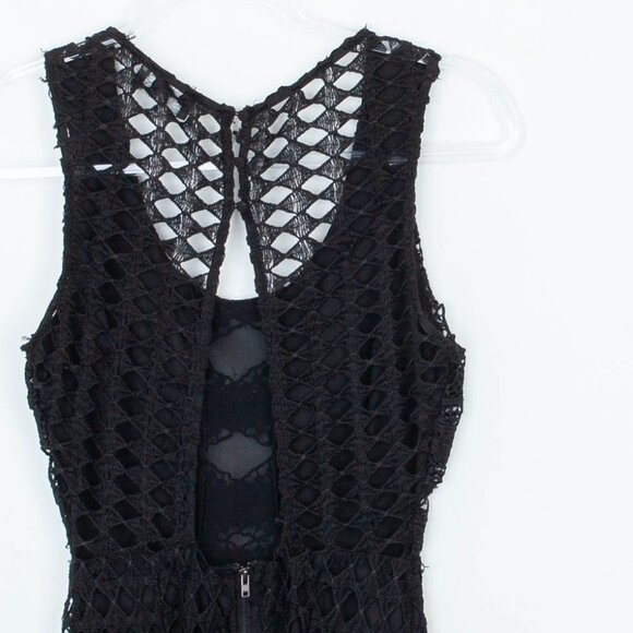 ASTR Crochet Floral Sheath Sleeveless Dress Size XS - Picture 8 of 10